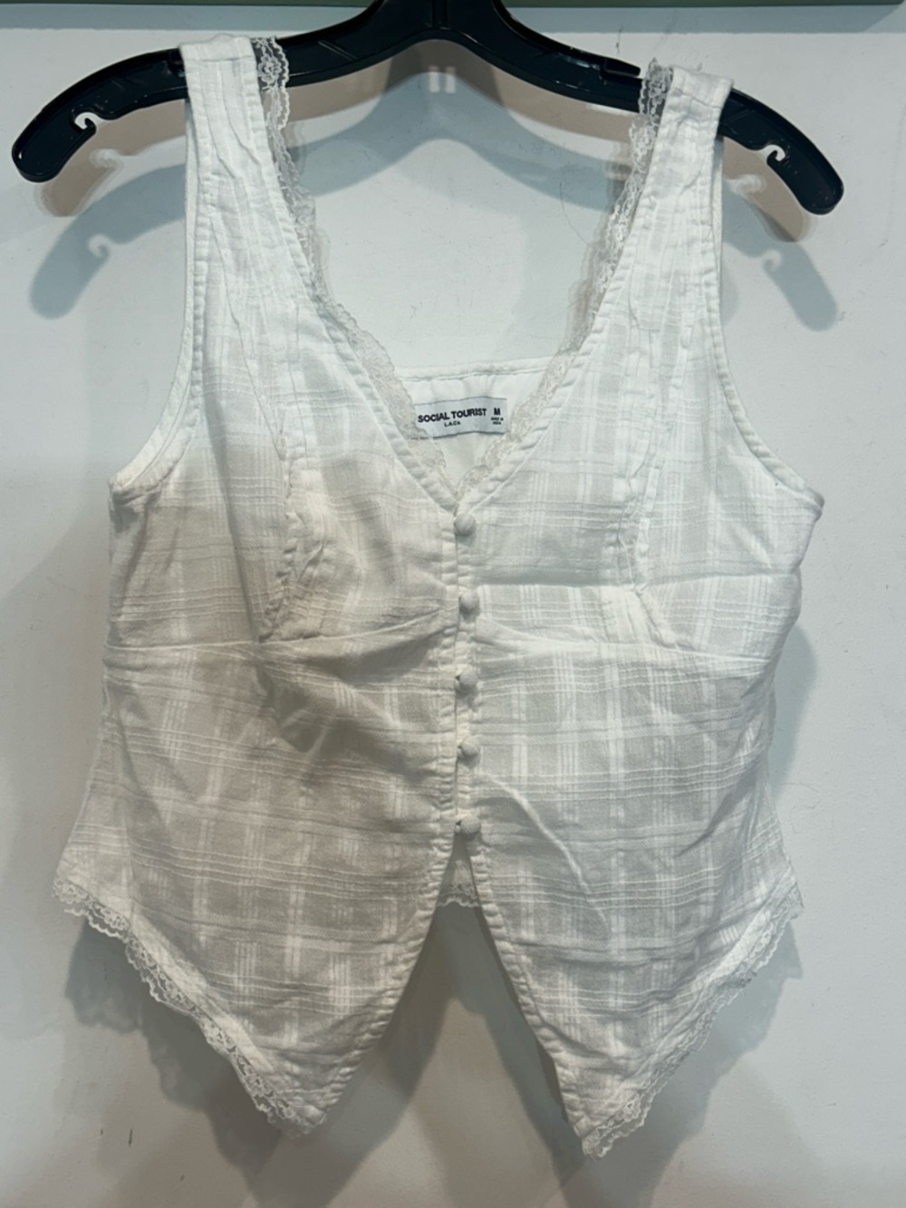 Hollister Social Tourist White Lace-Trim Button Front Vest women’s size medium